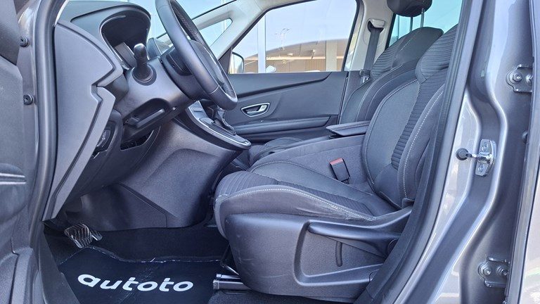 2019 Renault Grand — fotografija 6
