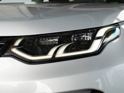 2023 Land Rover Discovery Sport — sličica 11