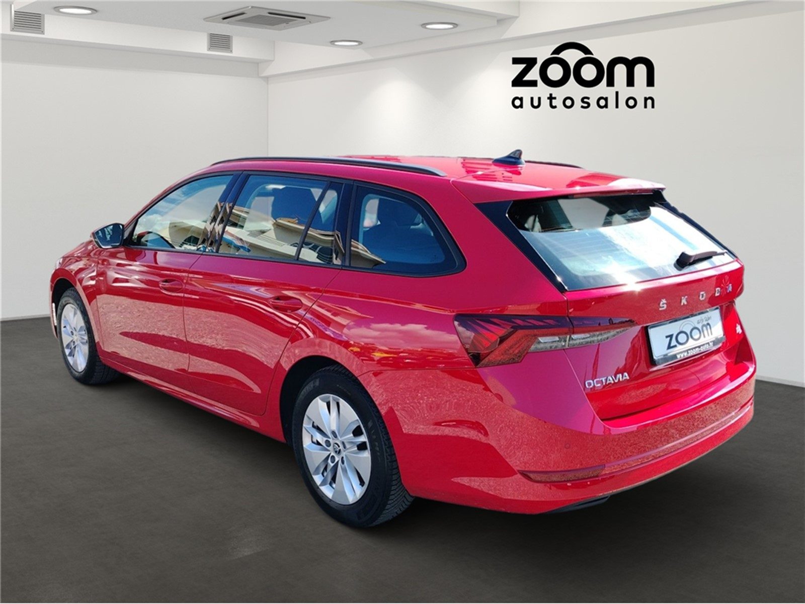 2022 Škoda Octavia Combi — fotografija 4