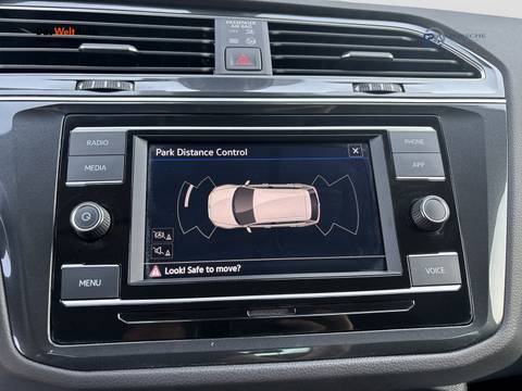 2022 Volkswagen Tiguan — sličica 20