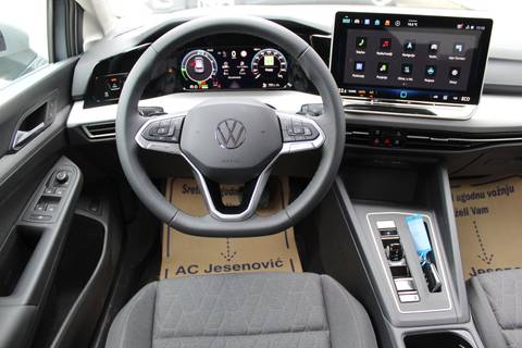 2026 Volkswagen Golf — sličica 9