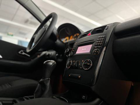 2011 Mercedes-Benz A-klasa — sličica 12