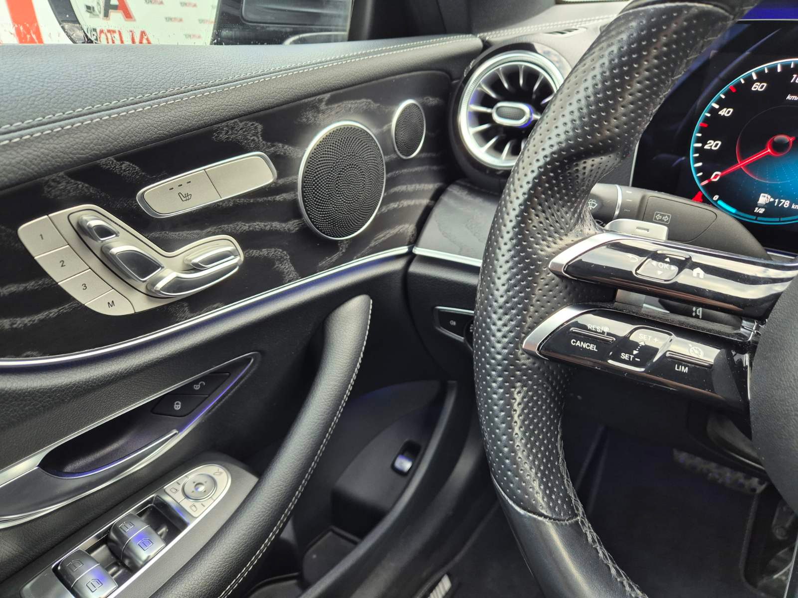 2020 Mercedes-Benz E-klasa — fotografija 22