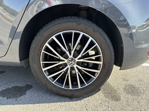 2022 Volkswagen Touran — sličica 16