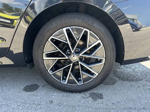 2022 Škoda Octavia Combi — sličica 16