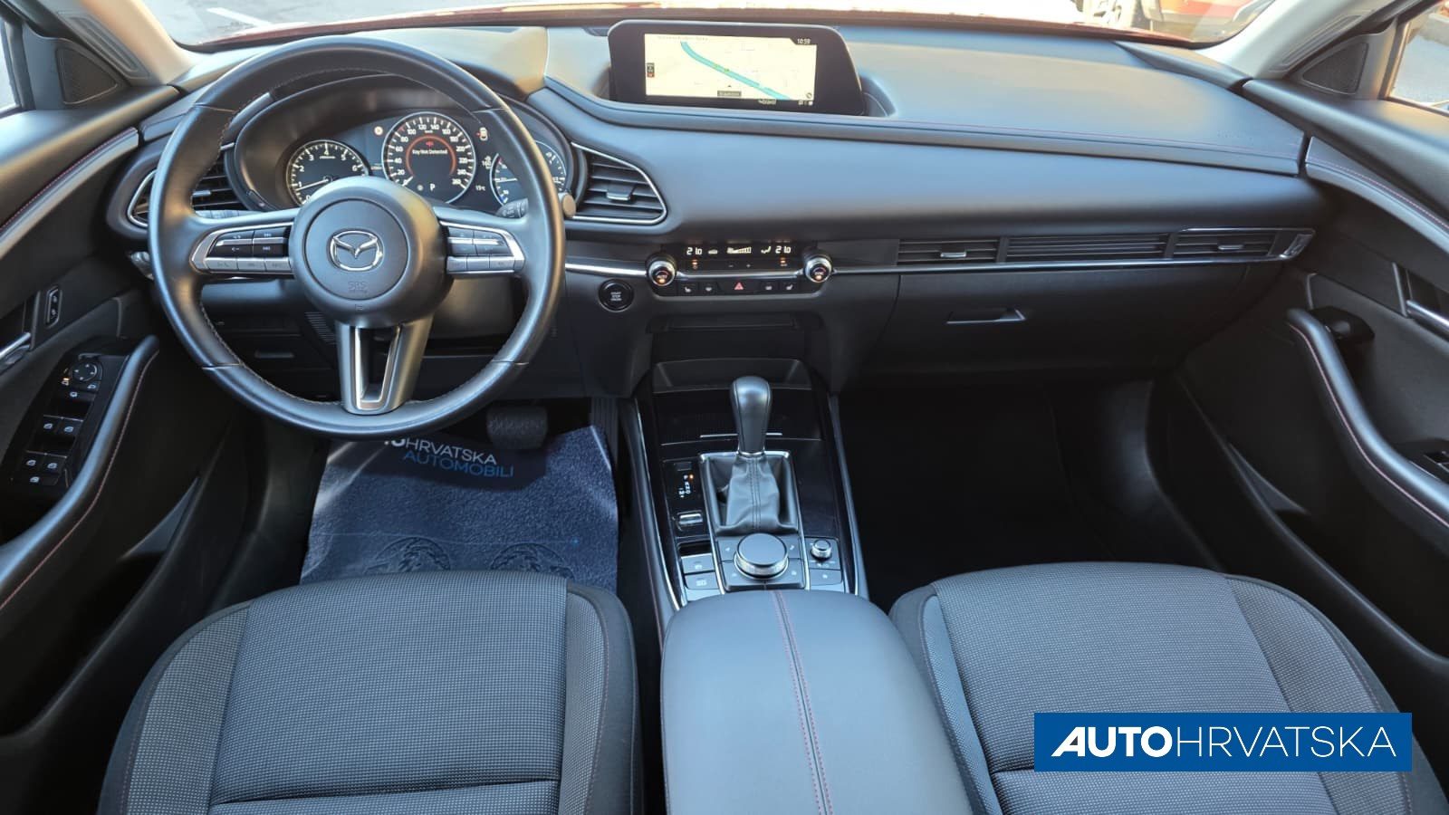 2022 Mazda CX-30 — fotografija 24