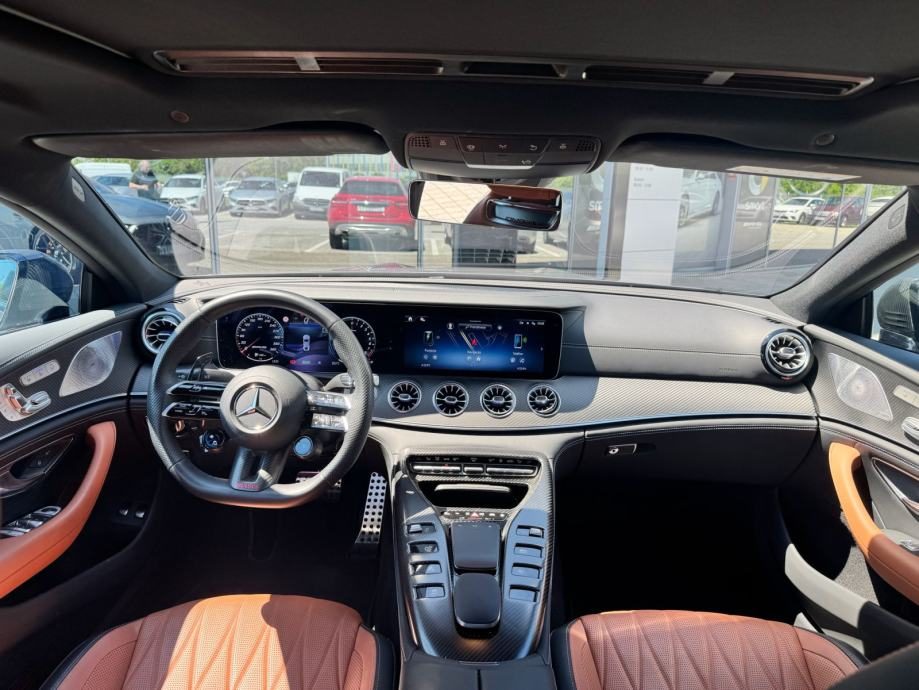 2025 Mercedes-Benz AMG GT — fotografija 13