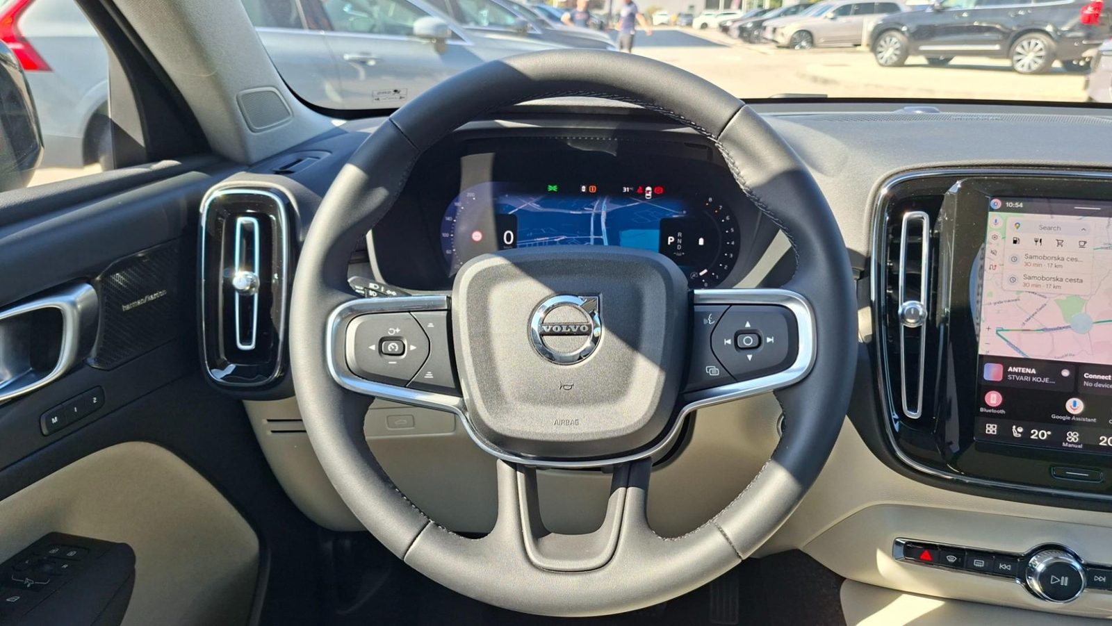2026 Volvo XC40 — fotografija 10