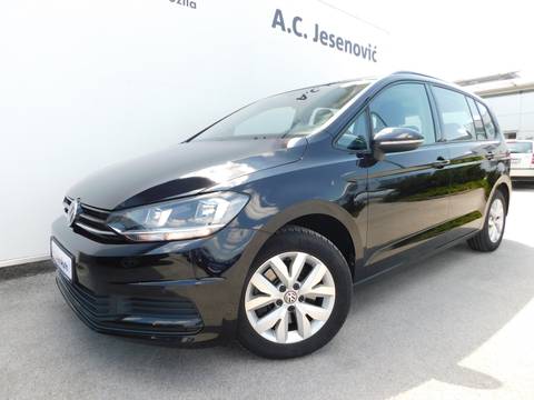 2018 Volkswagen Touran — sličica 7