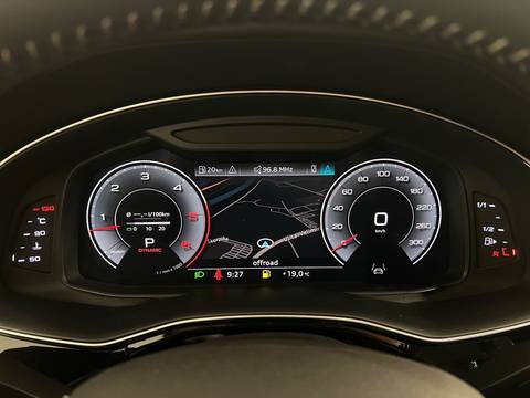 2018 Audi Q8 — sličica 17