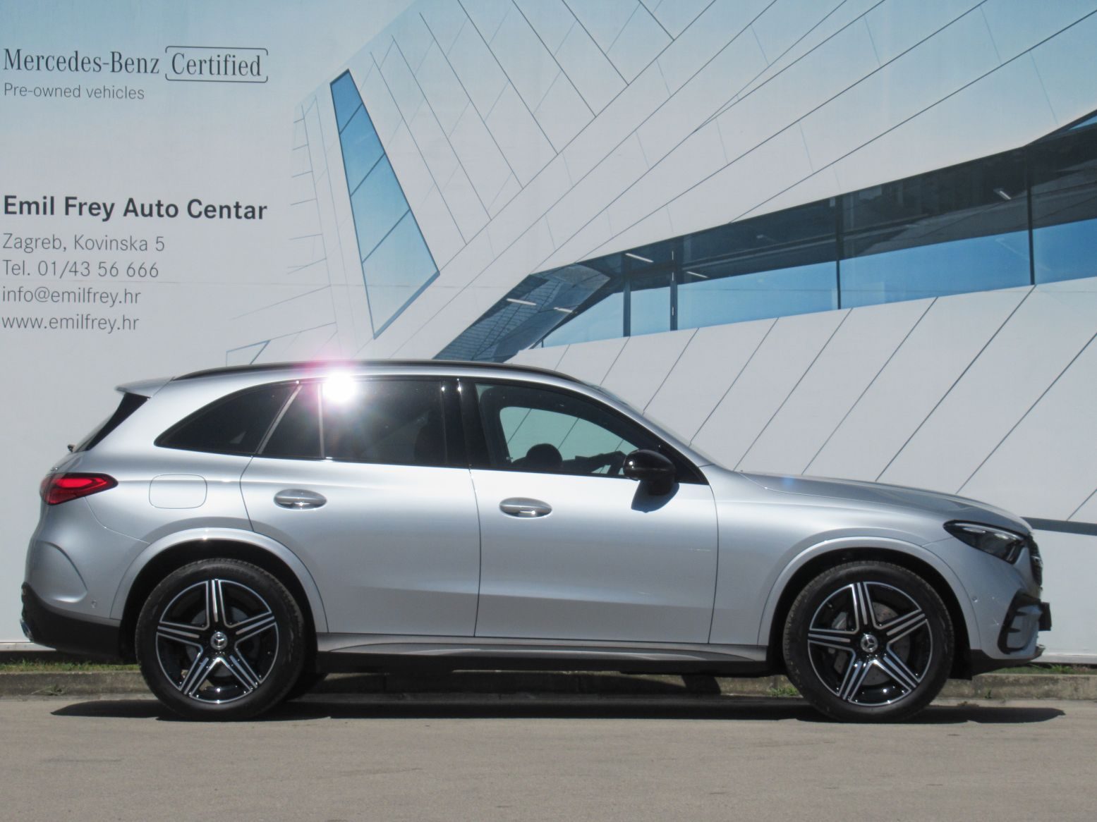 2025 Mercedes-Benz GLC AMG Line — fotografija 5