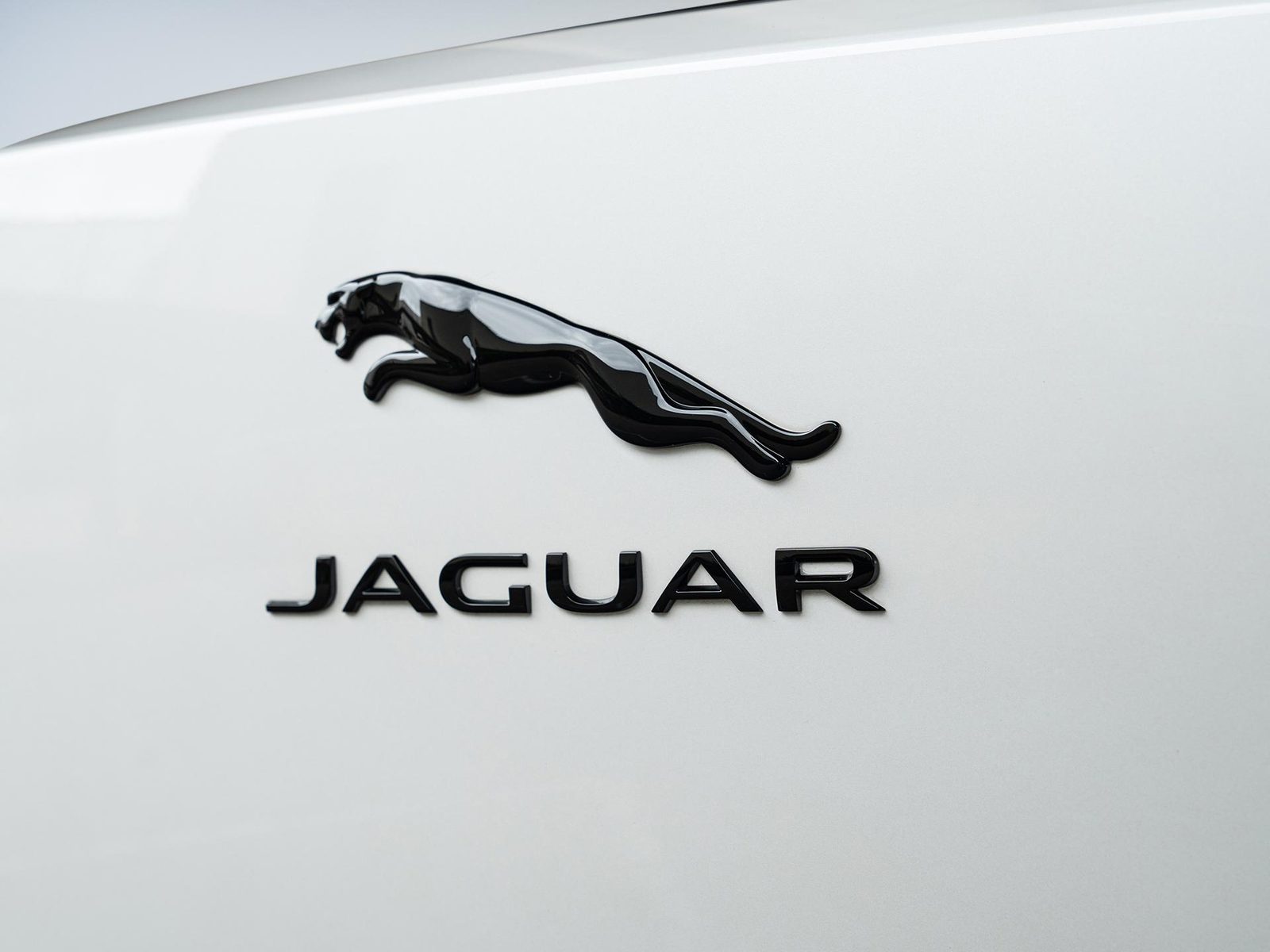 2023 Jaguar I-Pace — fotografija 13