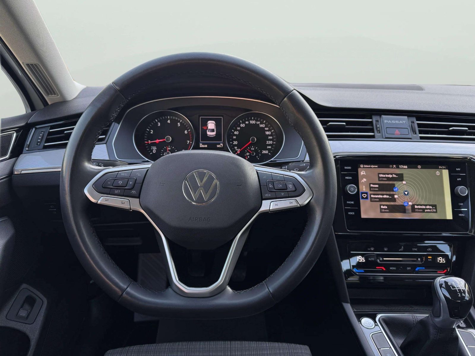 2022 Volkswagen Passat — fotografija 9