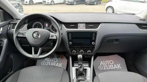 2017 Škoda Octavia Combi — sličica 11