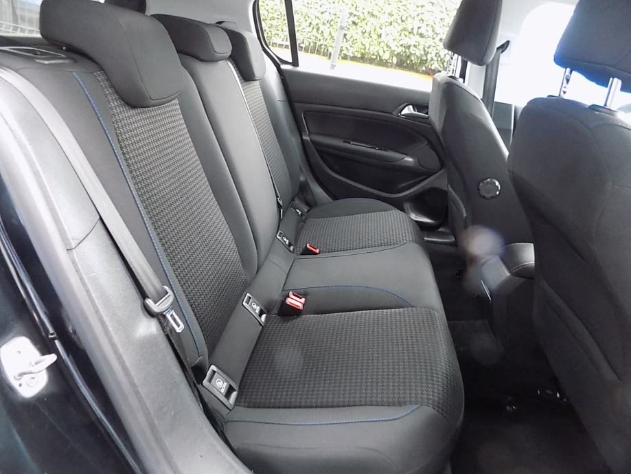 2019 Peugeot 308 — fotografija 12
