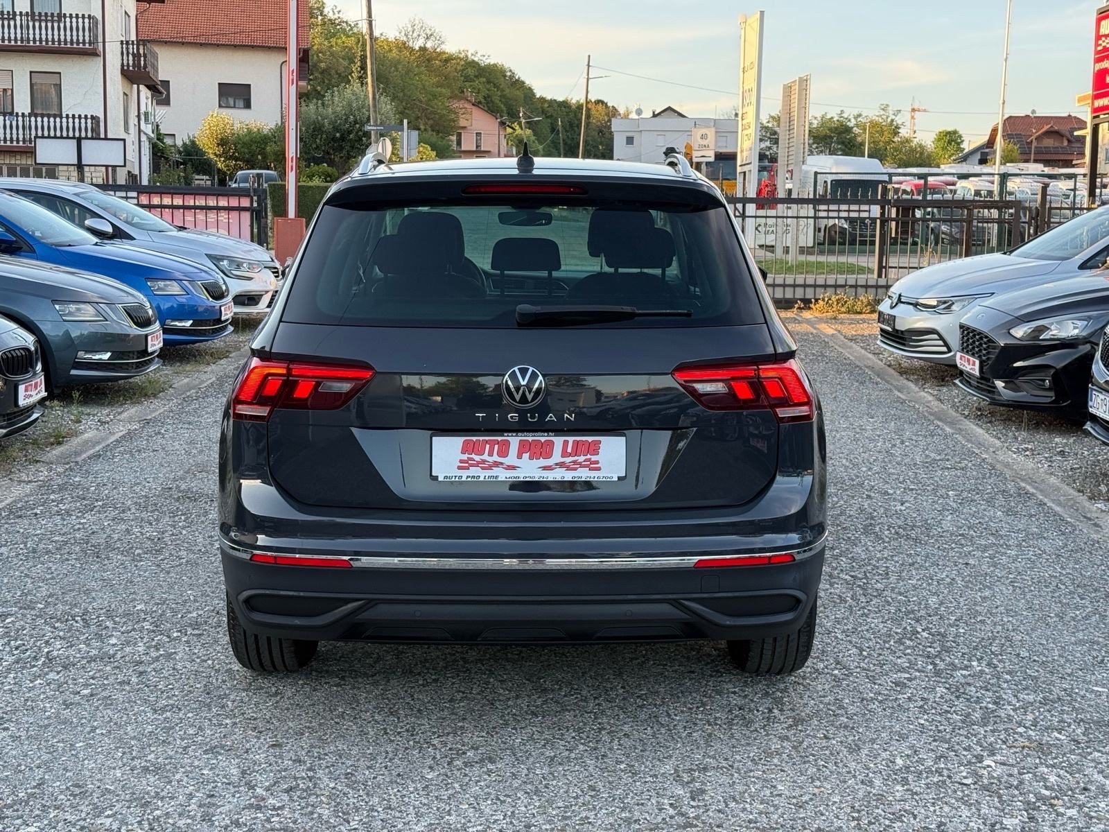 2021 Volkswagen Tiguan — fotografija 3