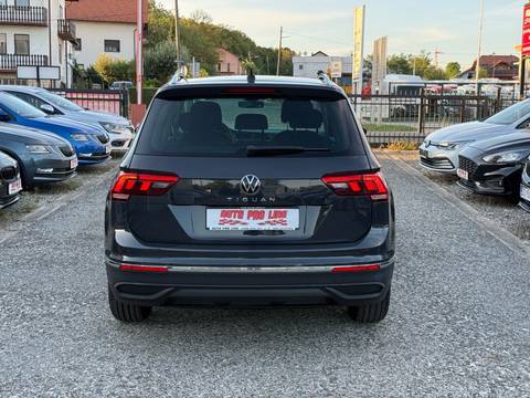2021 Volkswagen Tiguan — sličica 3