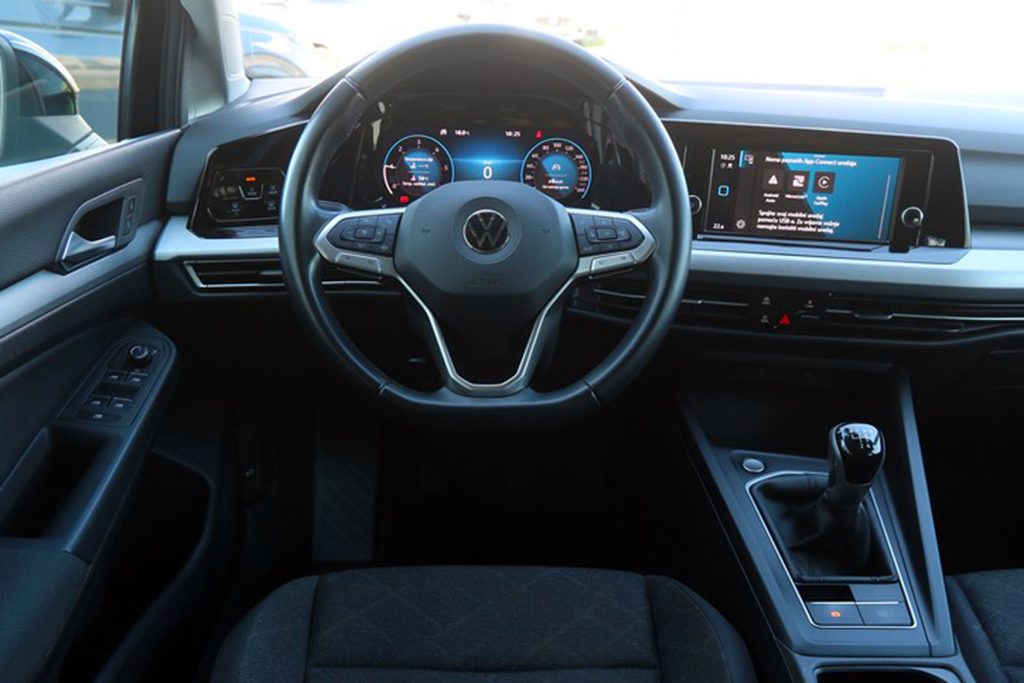 2022 Volkswagen Golf — fotografija 10