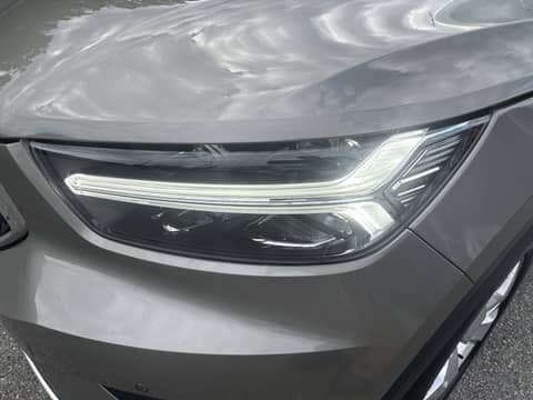 2020 Volvo XC40 — sličica 13