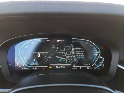 2022 BMW Serija 5 — sličica 14