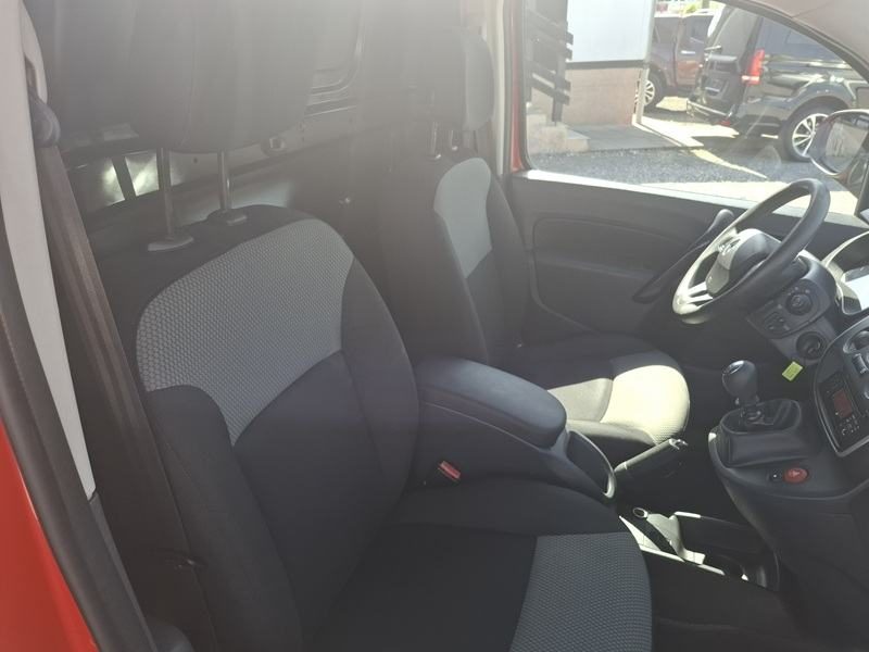 2020 Renault Kangoo — fotografija 13