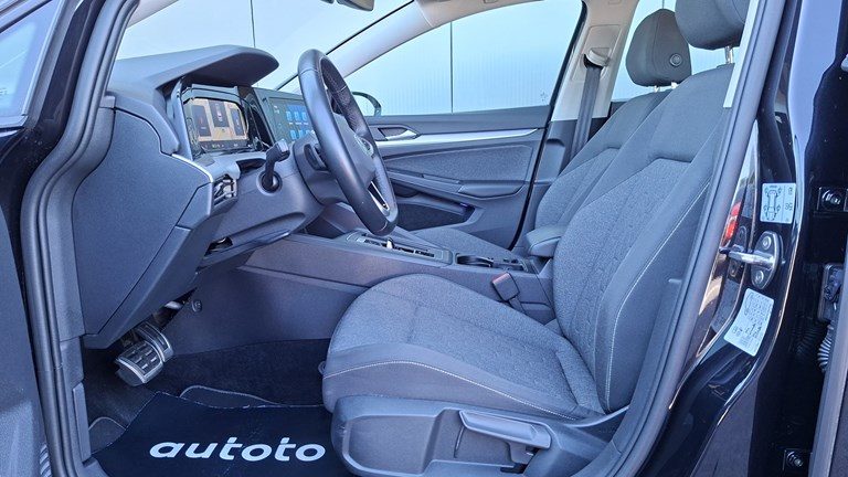 2023 Volkswagen Golf — fotografija 6