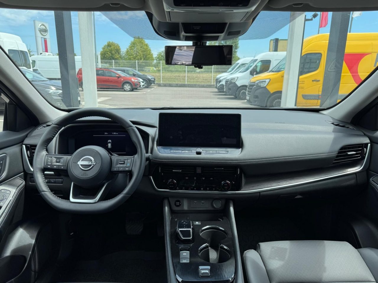 2025 Nissan X-Trail — fotografija 9