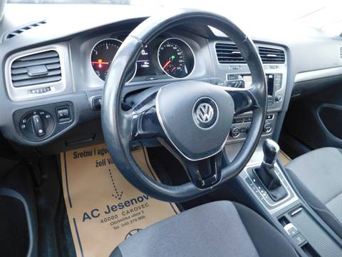 2016 Volkswagen Golf — sličica 8