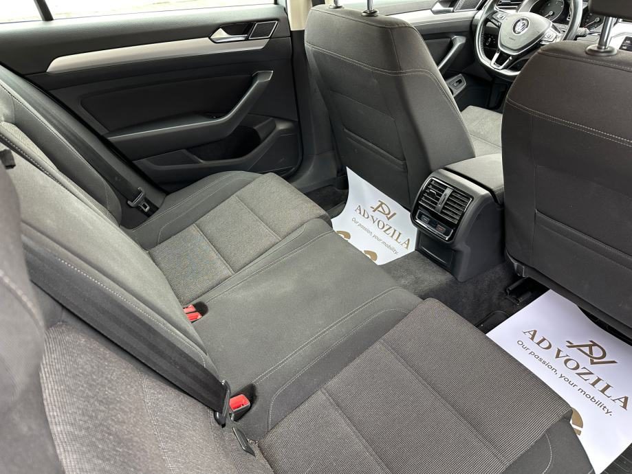 2019 Volkswagen Passat — fotografija 12
