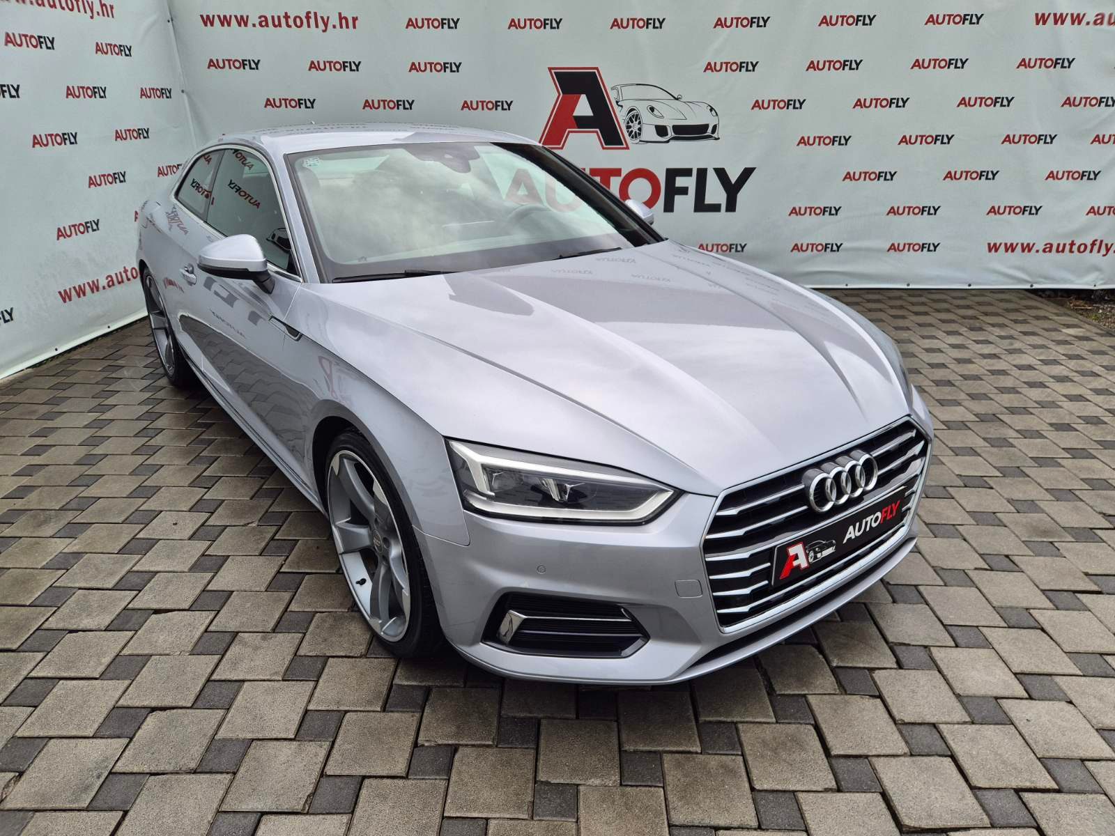 2017 Audi A5 Coupe S line — fotografija 3