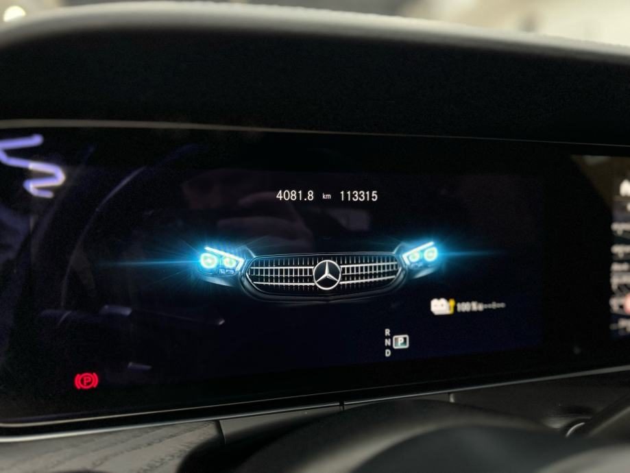 2022 Mercedes-Benz E-klasa — fotografija 9