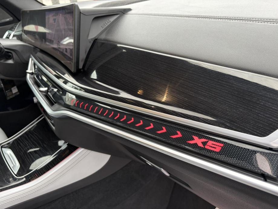 2023 BMW X5 — fotografija 22