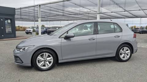 2023 Volkswagen Golf — sličica 3