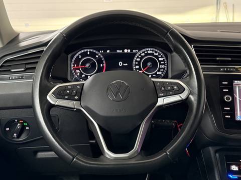 2022 Volkswagen Tiguan — sličica 9