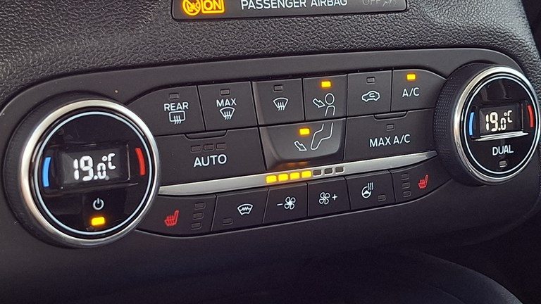 2022 Ford Focus — fotografija 15