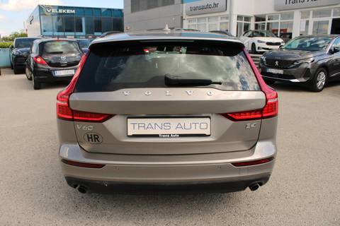 2021 Volvo V60 — sličica 6