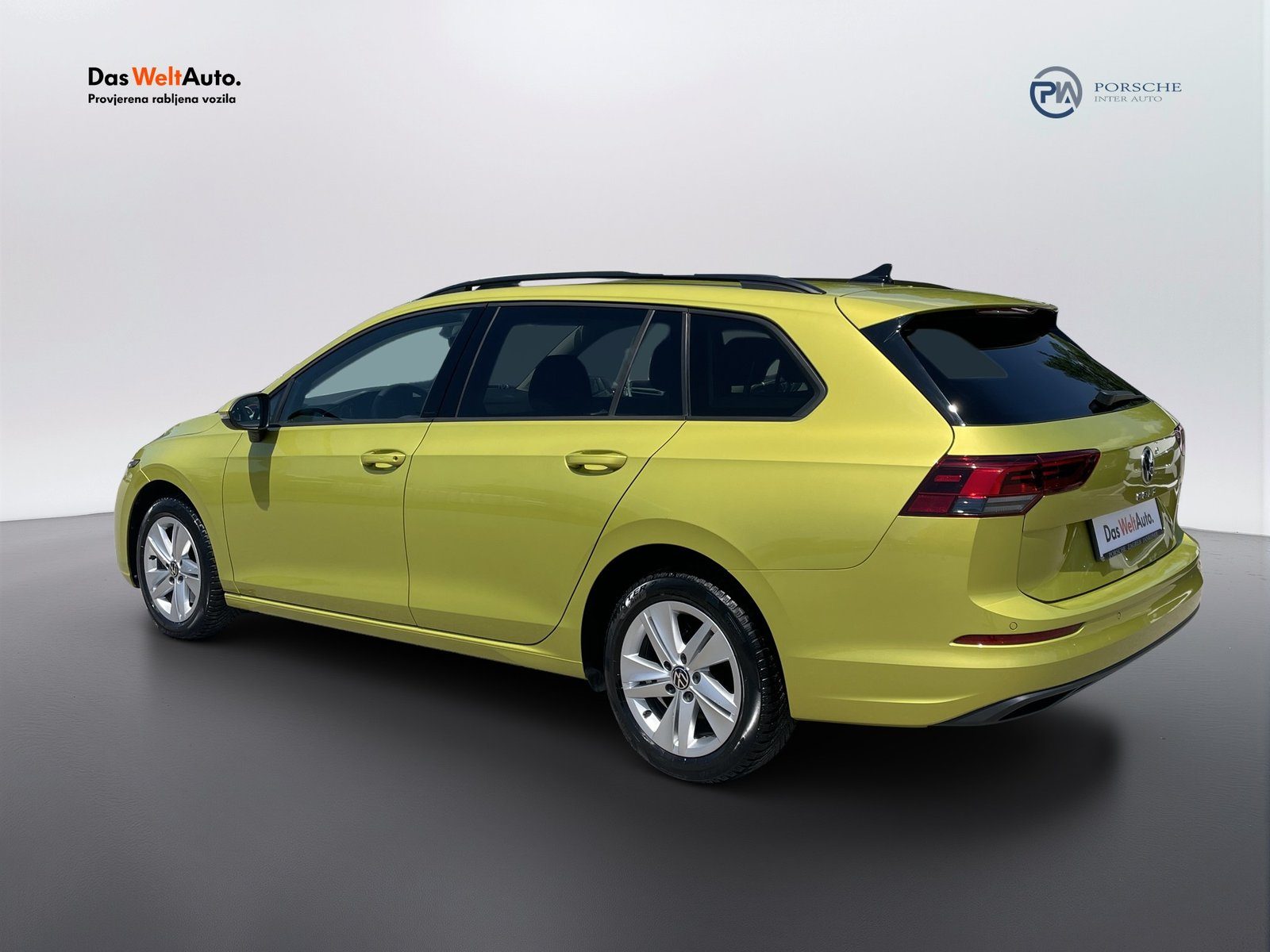2023 Volkswagen Golf Variant — fotografija 3