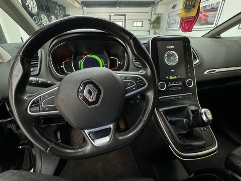 2017 Renault Scenic — sličica 9