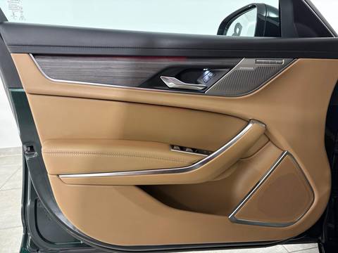 2022 Jaguar XF — sličica 14