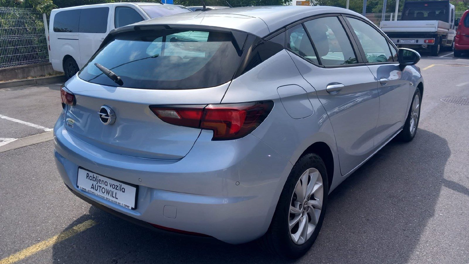 2020 Opel Astra — fotografija 7