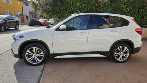 2019 BMW X1 — sličica 8