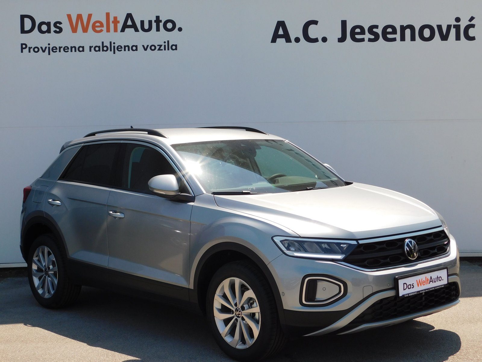 2025 Volkswagen T-Roc — fotografija 3