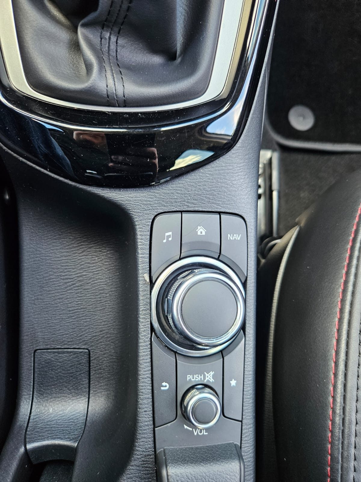 2016 Mazda CX-3 — fotografija 21