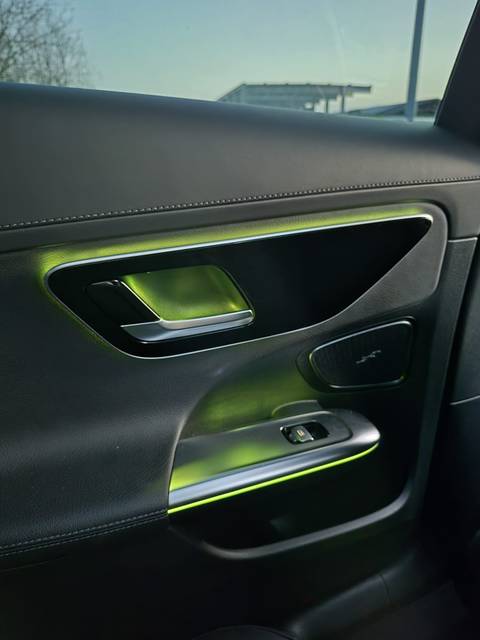 2022 Mercedes-Benz C-klasa — sličica 28