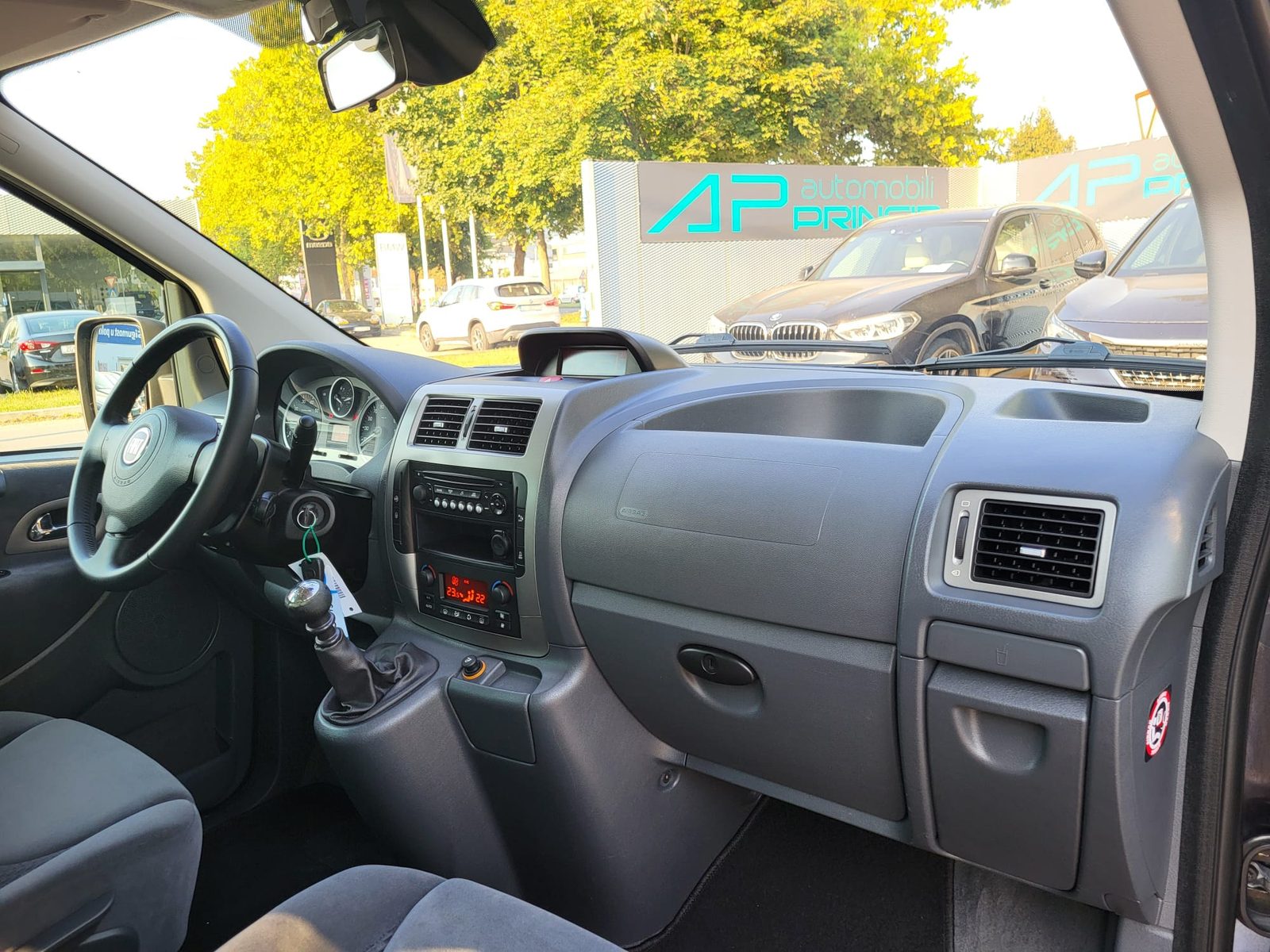2014 Citroën Scudo — fotografija 24