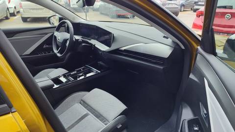 2023 Opel Astra — sličica 11