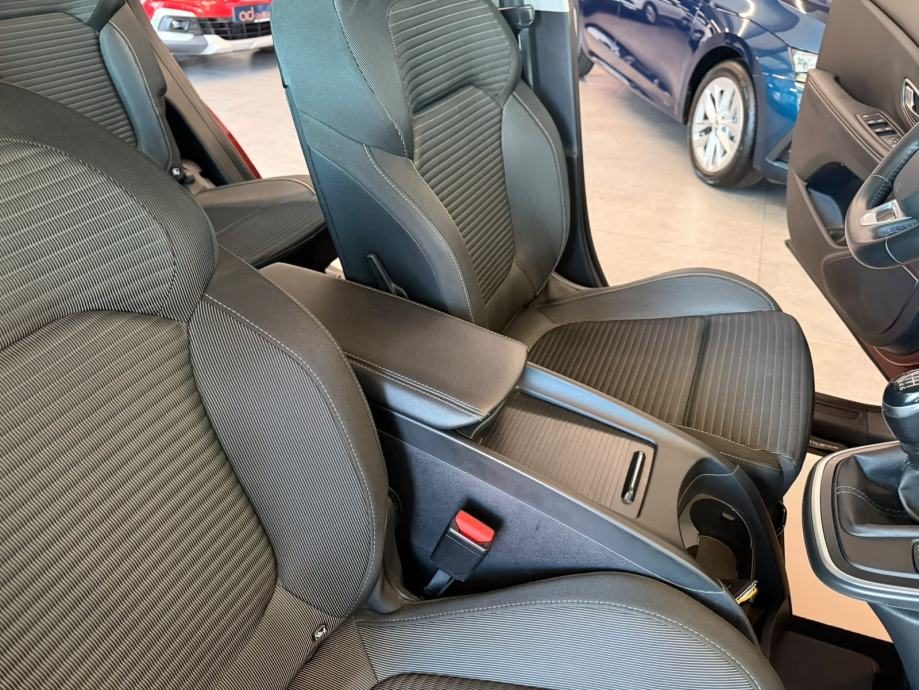 2020 Renault Grand Scenic — fotografija 25