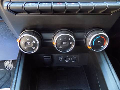 2020 Renault Captur — sličica 16