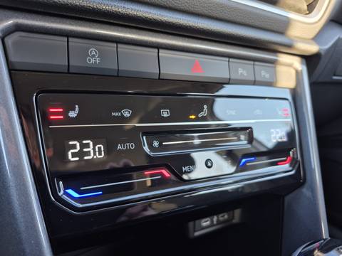 2024 Volkswagen T-Roc — sličica 17