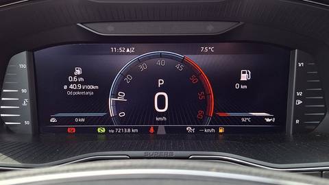 2021 Škoda Superb — sličica 23
